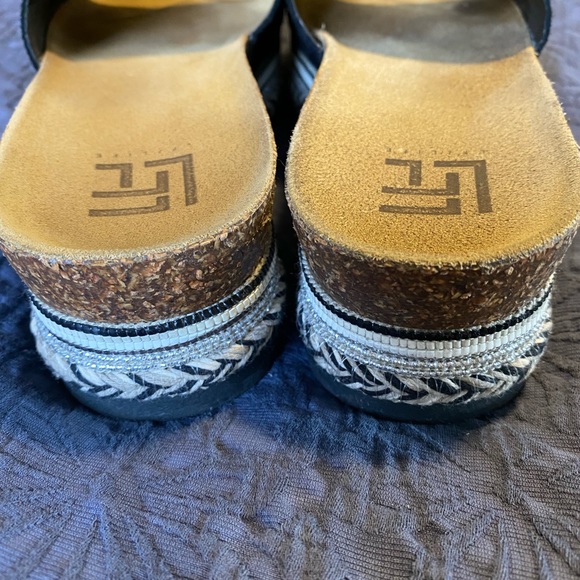 LFL by Lust for Life Platform Slides - Picture 4 of 7